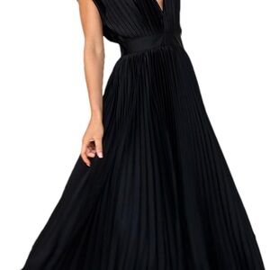Black Pleated V-Neck Maxi Dress with Defined Waist Size 8 pre-owned